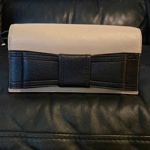 Kate spade wallet/wristlet